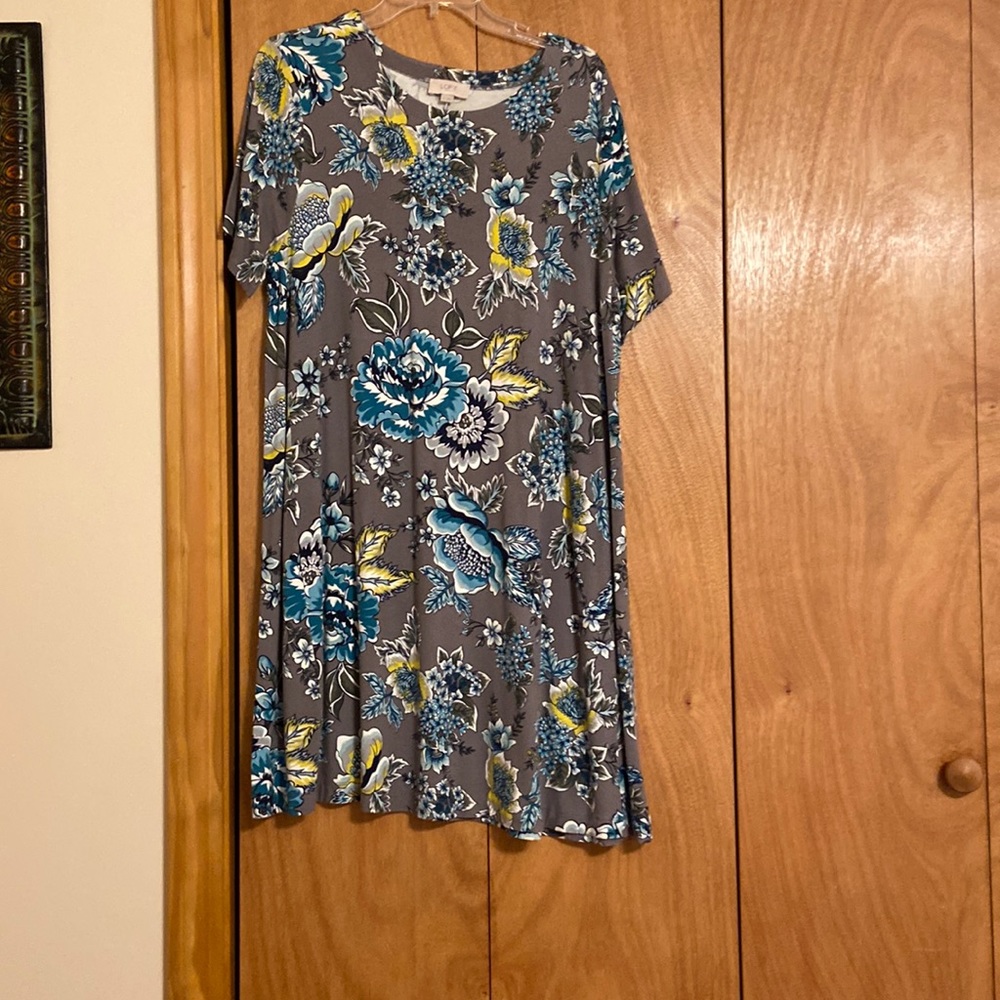 Women’s dress